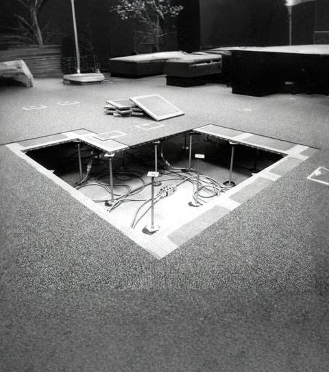 lookingintofloor (1) lookingintofloor (1)